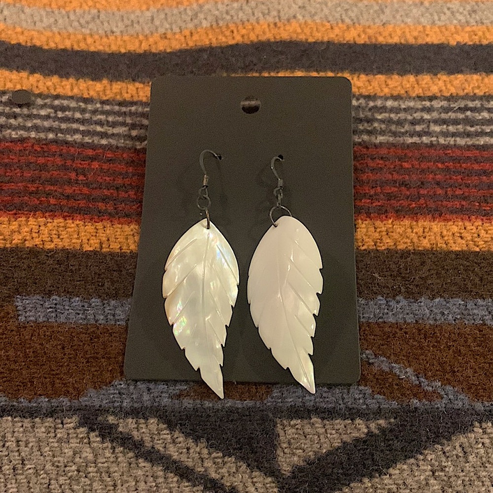 Shimmer white leaf earrings
